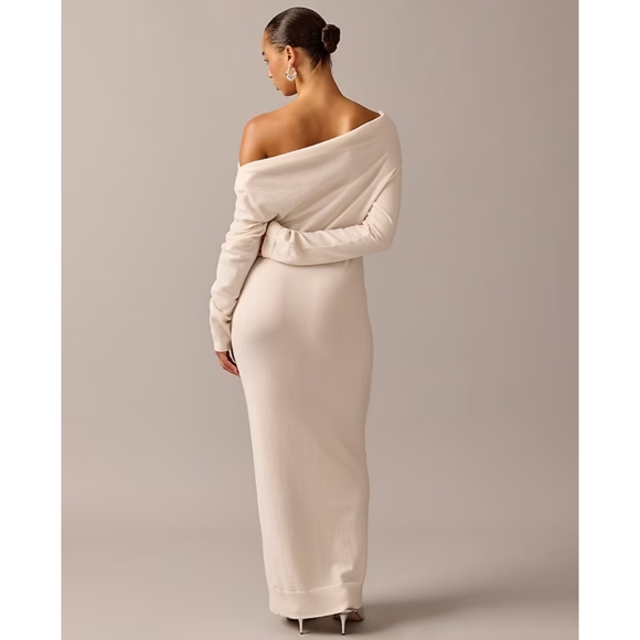 Limited-edition Anna October© X J.Crew cashmere off-the-shoulder sweater-dress - Picture 4 of 11